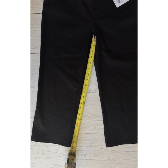 NWT Kim Rogers Black Capris Retail $54.50 Women's Size 6 - Picture 7 of 10